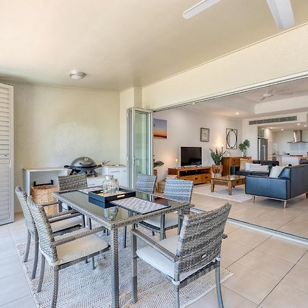 Island Views Beachfront Apartments Palm Cove Ngoại thất bức ảnh