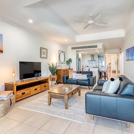 Island Views Beachfront Apartments Palm Cove Ngoại thất bức ảnh