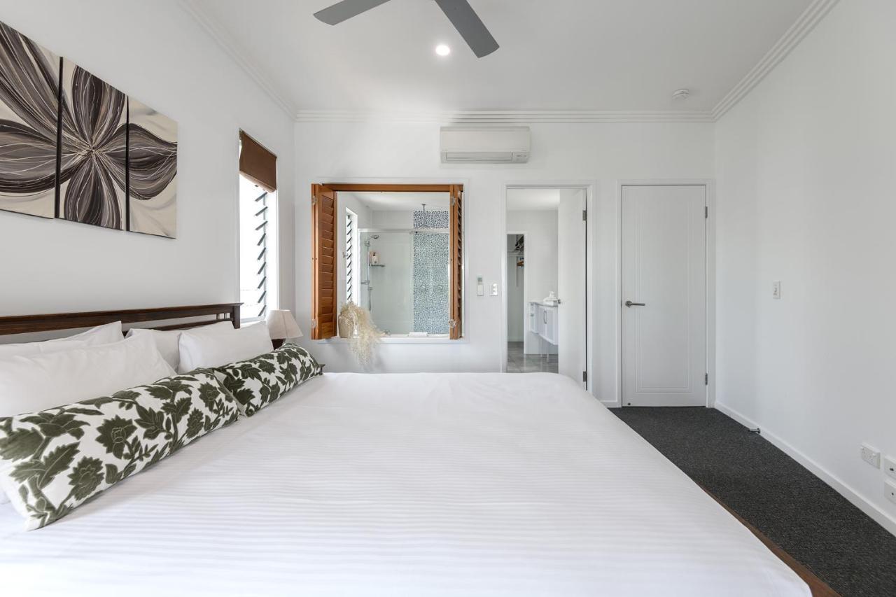 Island Views Beachfront Apartments Palm Cove Ngoại thất bức ảnh