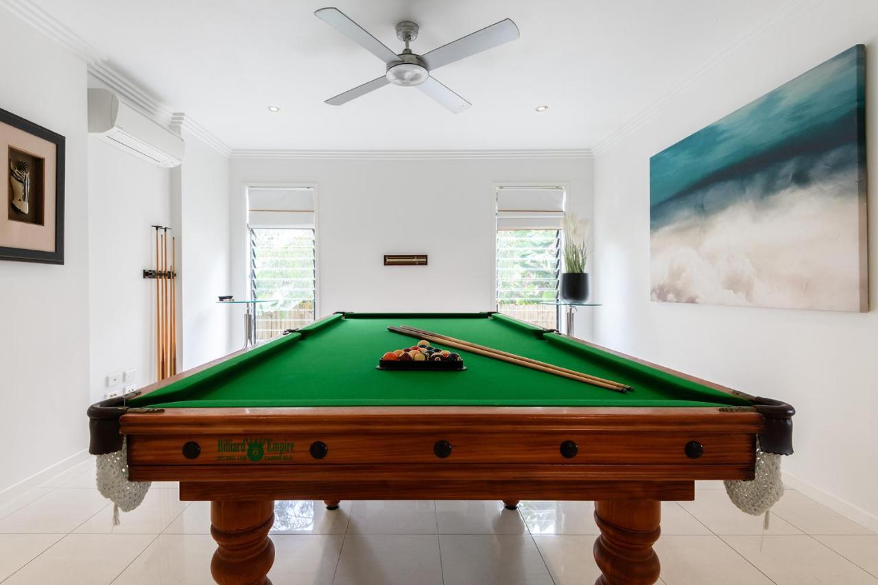 Island Views Beachfront Apartments Palm Cove Ngoại thất bức ảnh