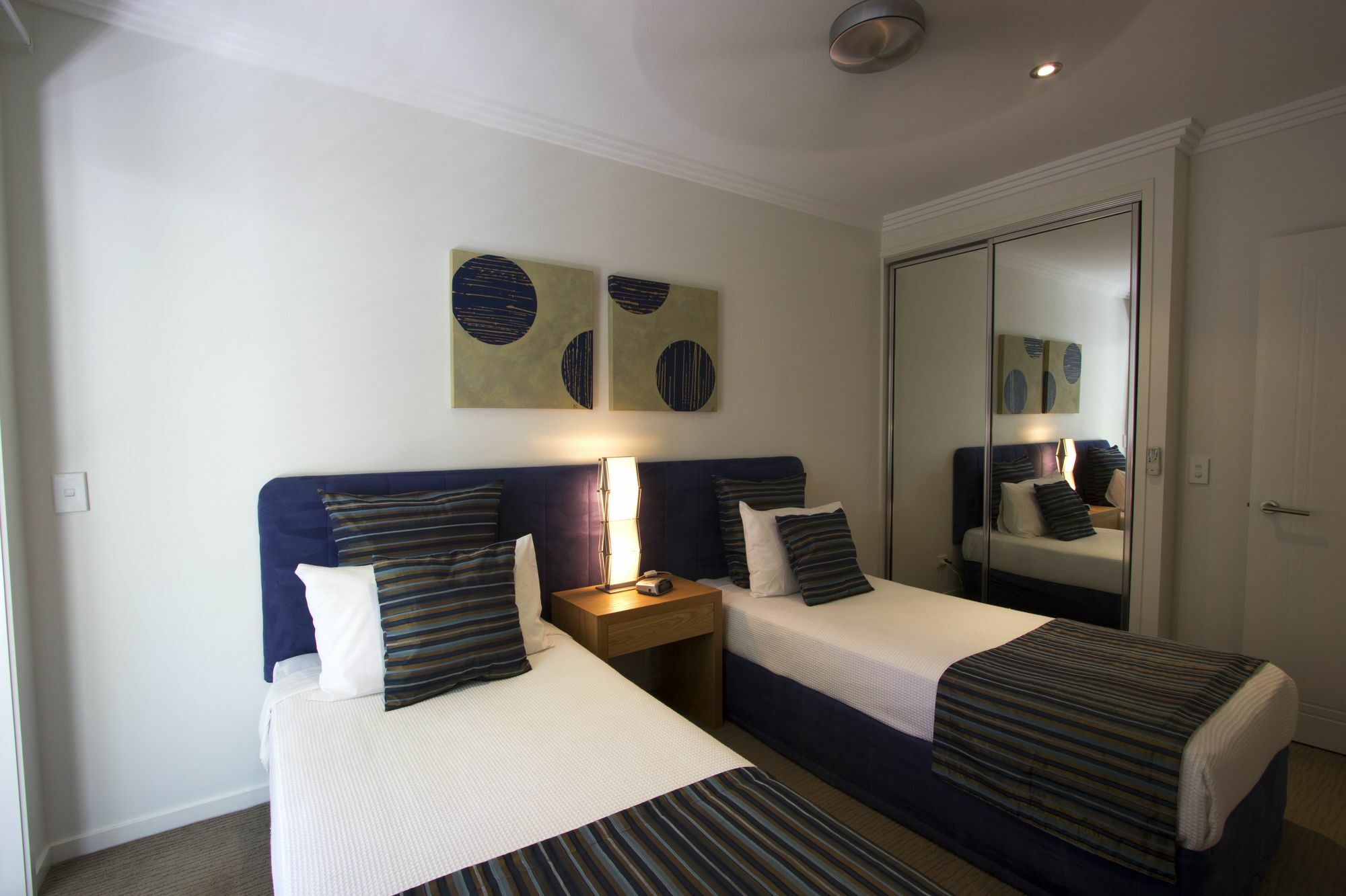 Island Views Beachfront Apartments Palm Cove Ngoại thất bức ảnh